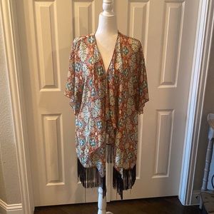 Large LulaRoe Short Sleeve Kimono